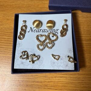 Set of 5 Nearawing Gold Tone Earrings – Hearts, Wings & Chains – New in Box